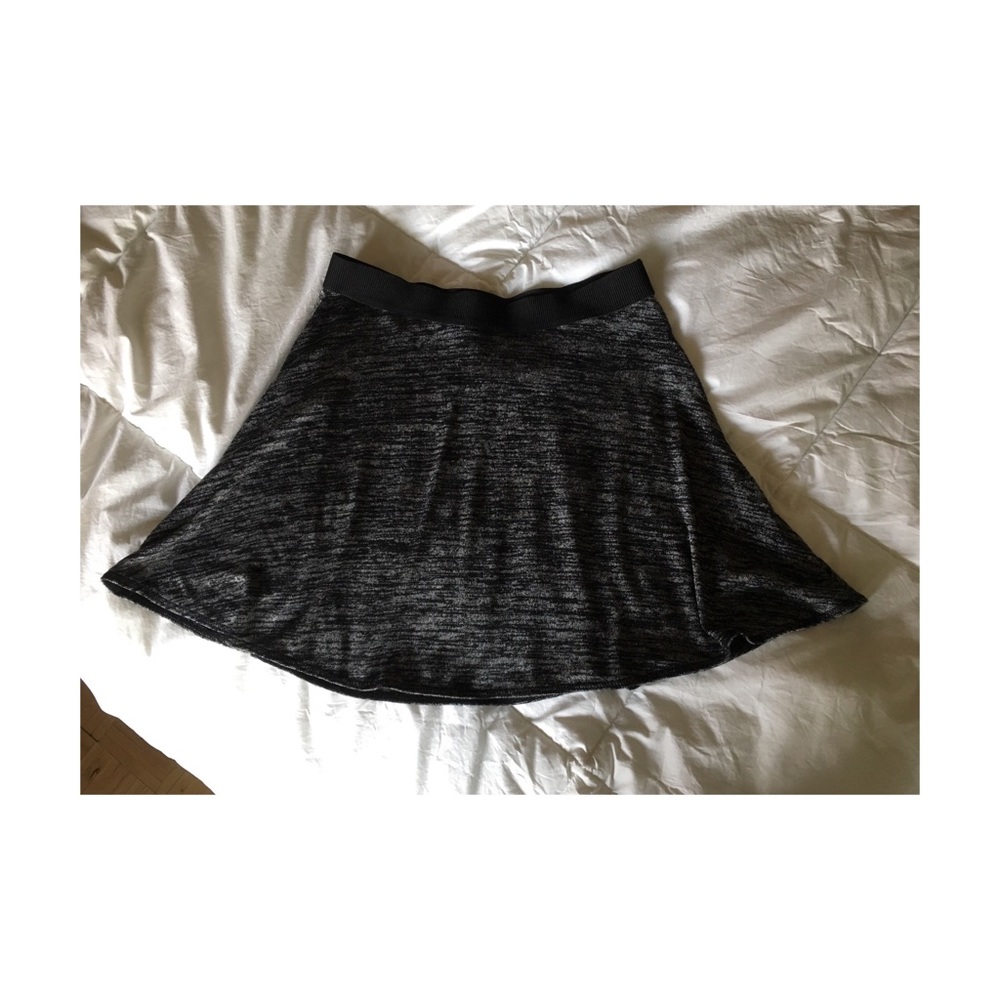 ARITIZIA < WILFRED FREE > knit skirt